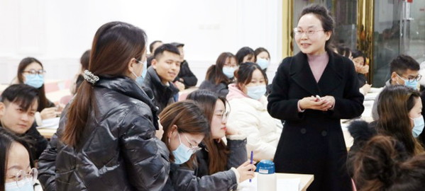 陇县 专家指导+名师授课+培优补弱+日清月结的教学模式