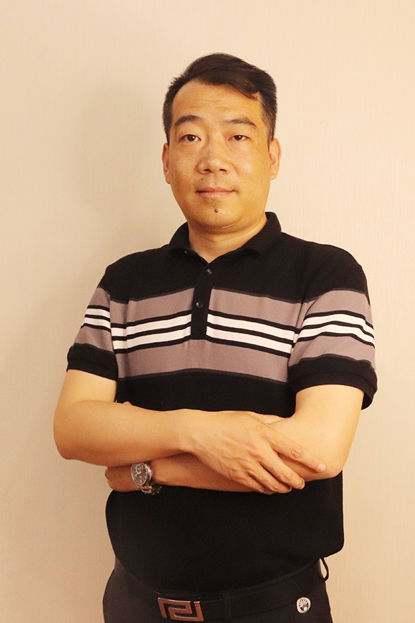 陇县冯少坤 本科学历,毕业于陕西师范大学