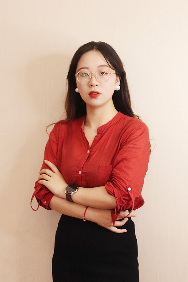 陇县张治华 本科学历，毕业于陕西师范大学